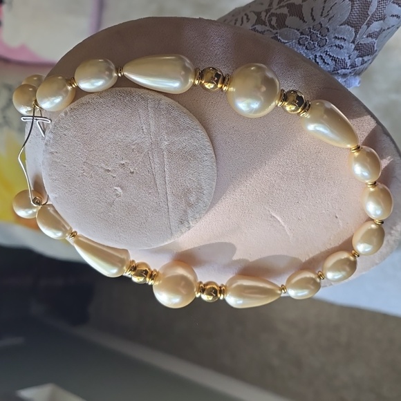 Napier Ivory Pearl Colored  Necklace - Picture 8 of 13